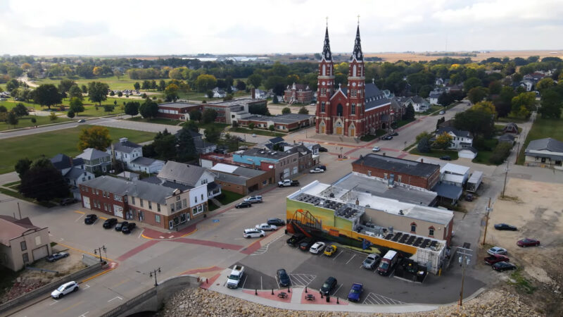 Dyersville iowa drone - small town that is expanding